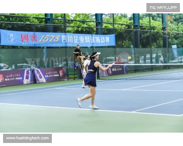 网球比赛选手入场仪式的震撼与荣耀展现全程解析 网球比赛选手入场仪式的震撼与荣耀展现全程解析